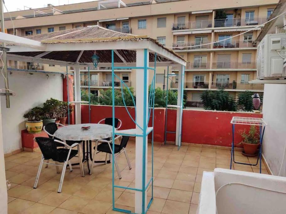Ferienwohnung Beautiful Centric Townhouse Dénia Exterior foto